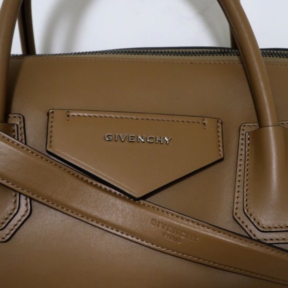 Givenchy Antigona Soft Medium Satchel - Picture 7 of 11